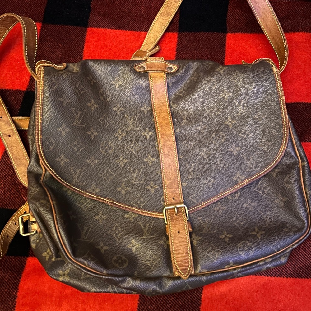 Authenic Saumur 35. Vintage piece